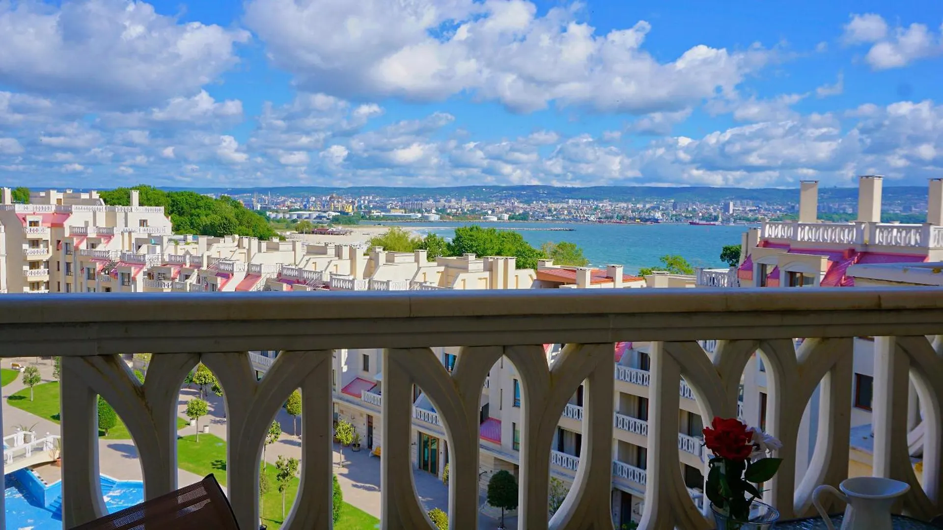 Varna South Apartments on the Beach