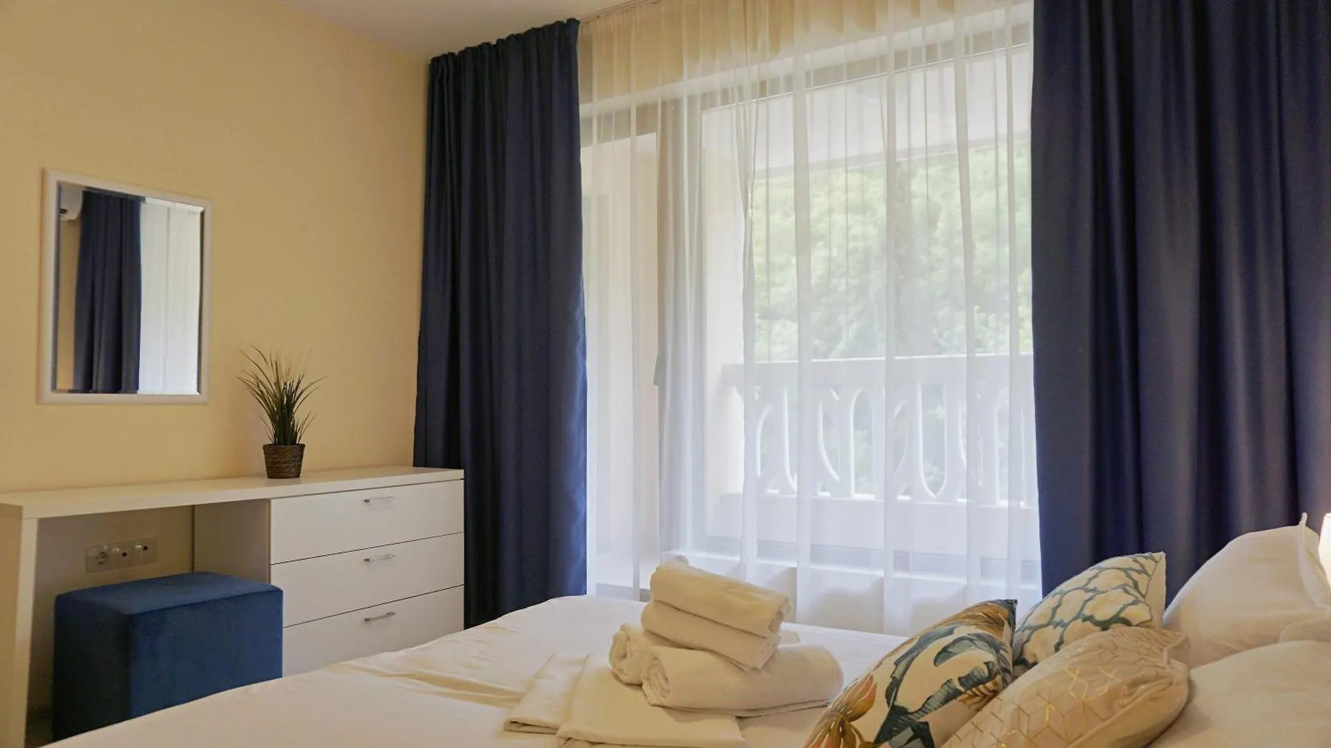 Varna South Apartments on the Beach