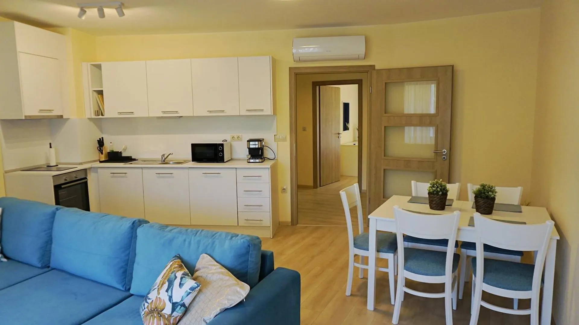 Varna South Apartments on the Beach 0*,  Bulgaria