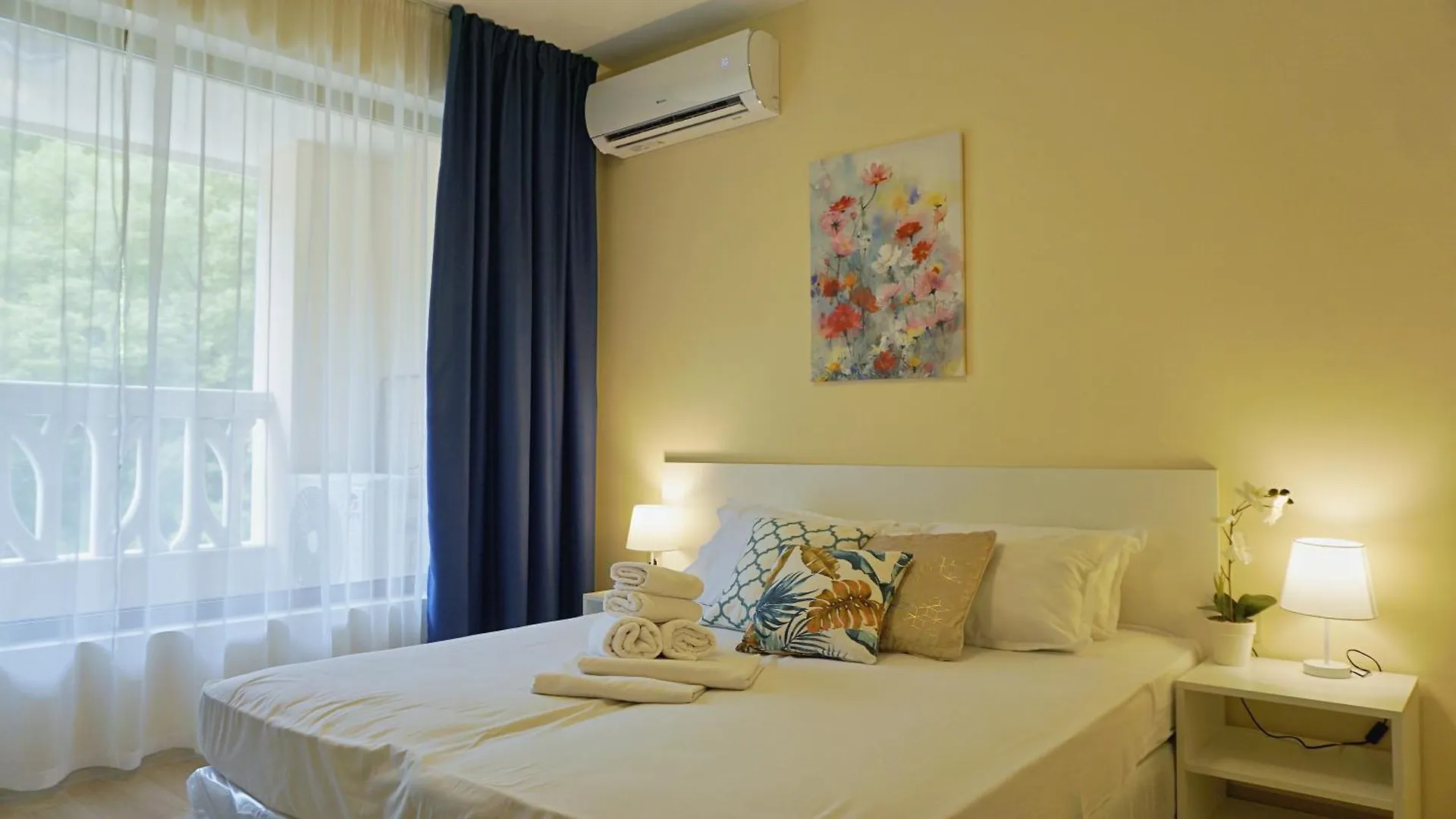 Varna South Apartments on the Beach