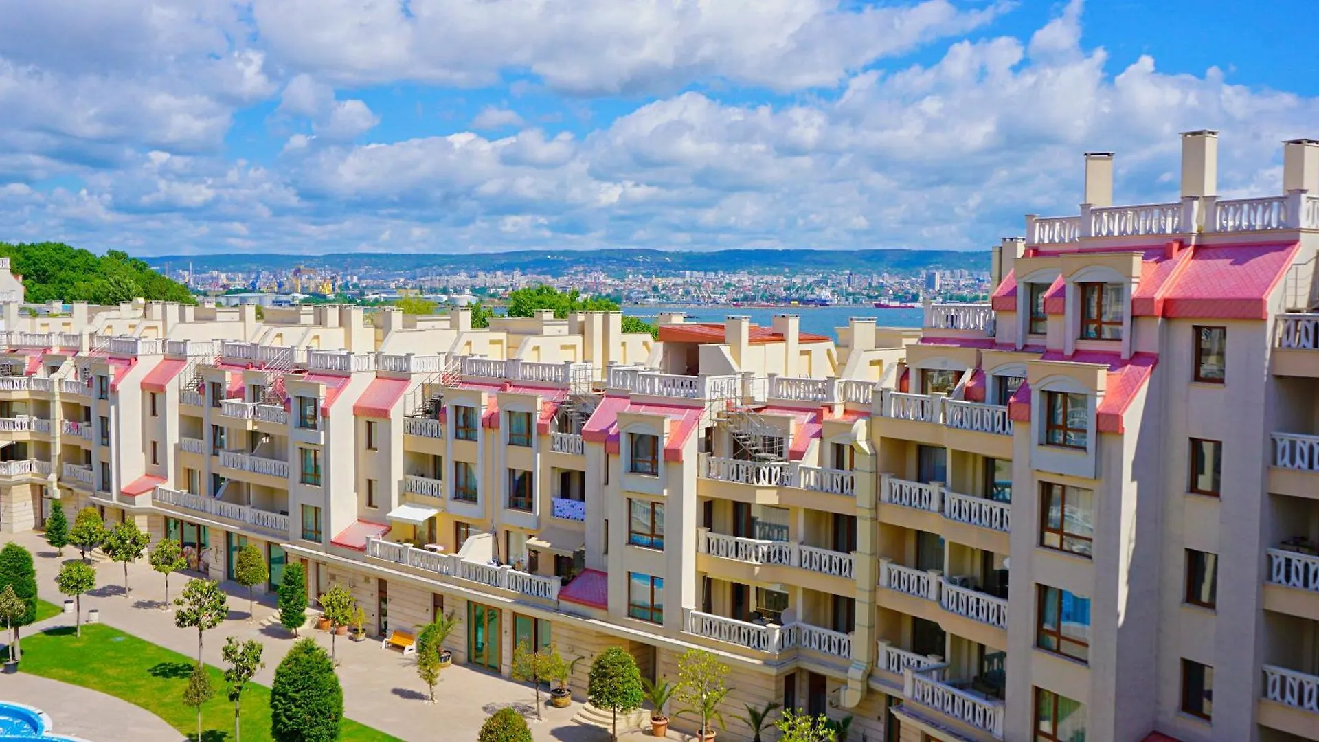Апартаменти Варна Саут На Плажа 2 - Varna South Apartments On The Beach 2 Bulgaria